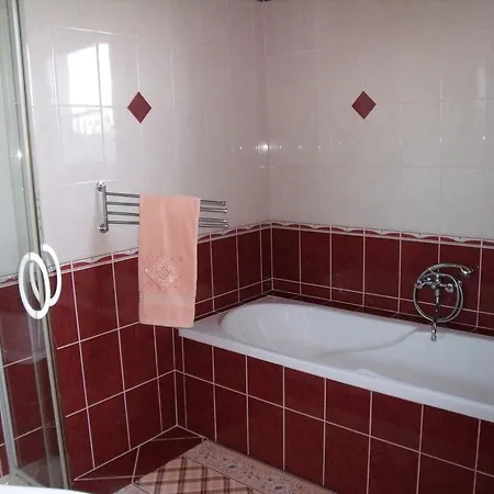 Viola Vendeghaz شقة