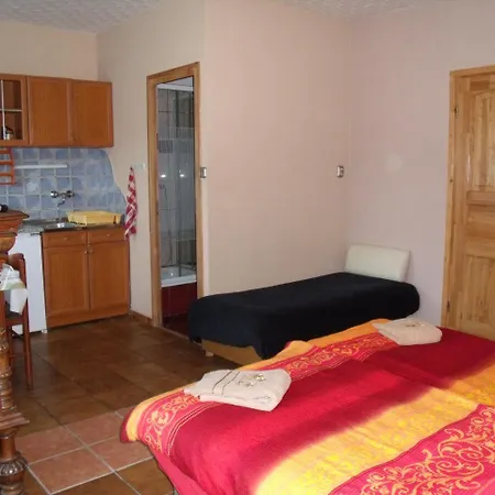 شقة Viola Vendeghaz Kehidakustány